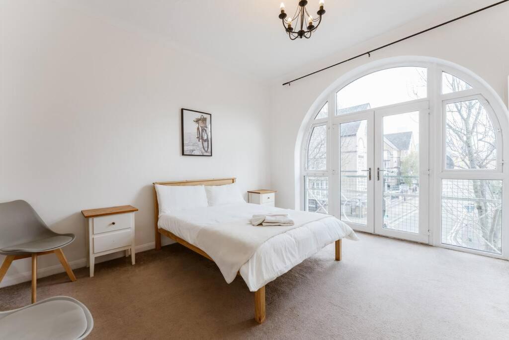 Spacious Ensuite Room Near Top Tourist Attractions London Exterior photo